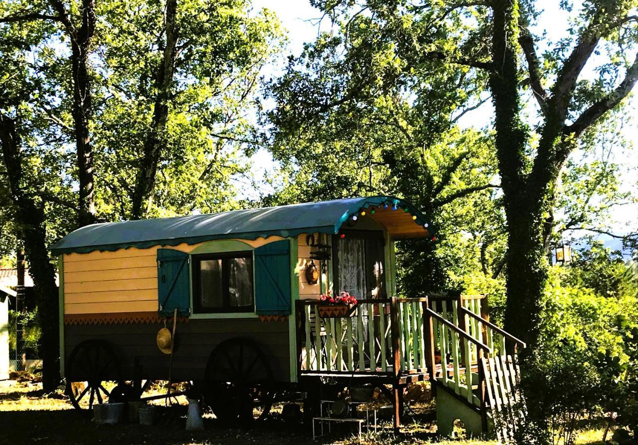 "La Brindille" Roulotte Tzigane De Charme Hebergement Insolite Saint-Paul-en-Forêt Exterior foto